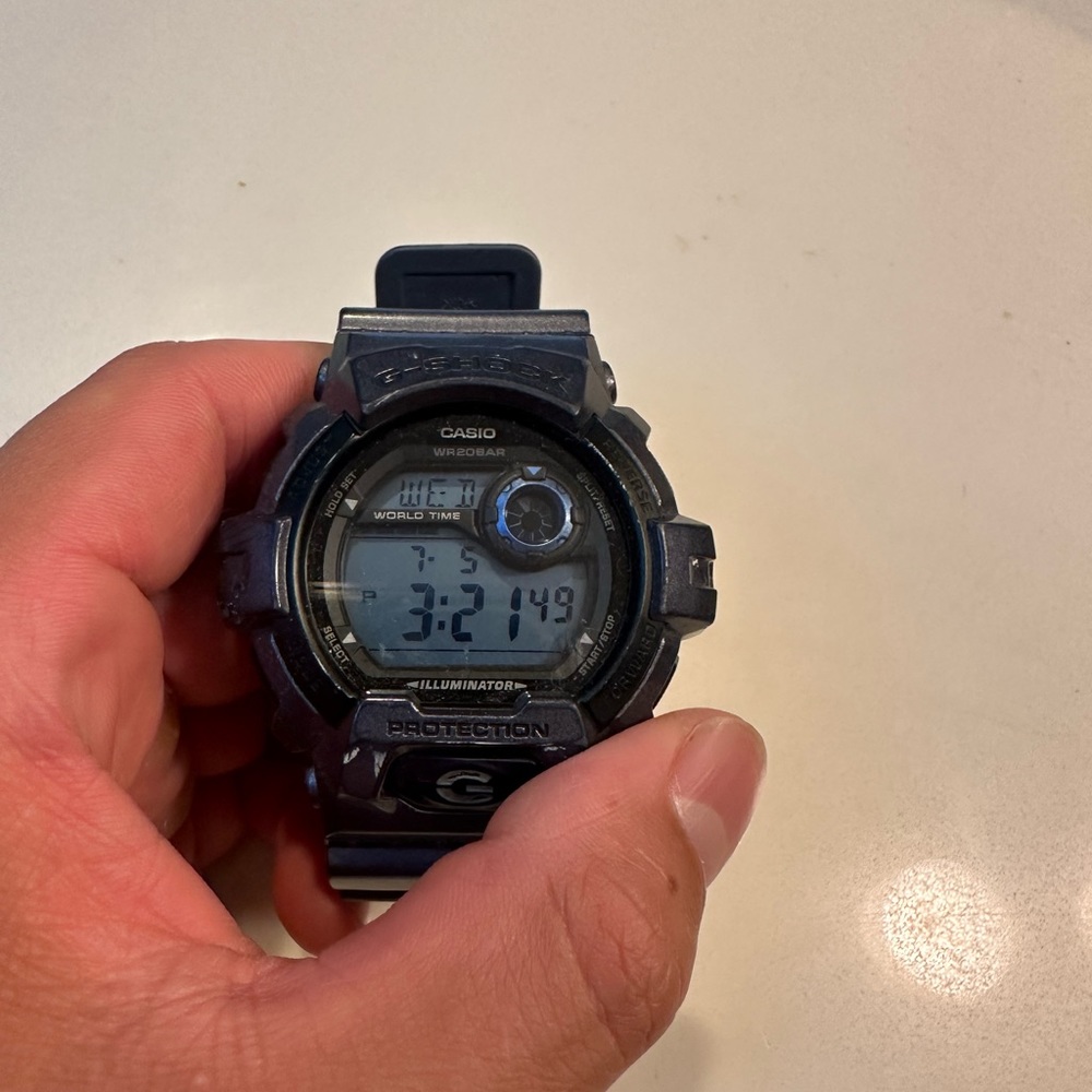 Casio g shock watch